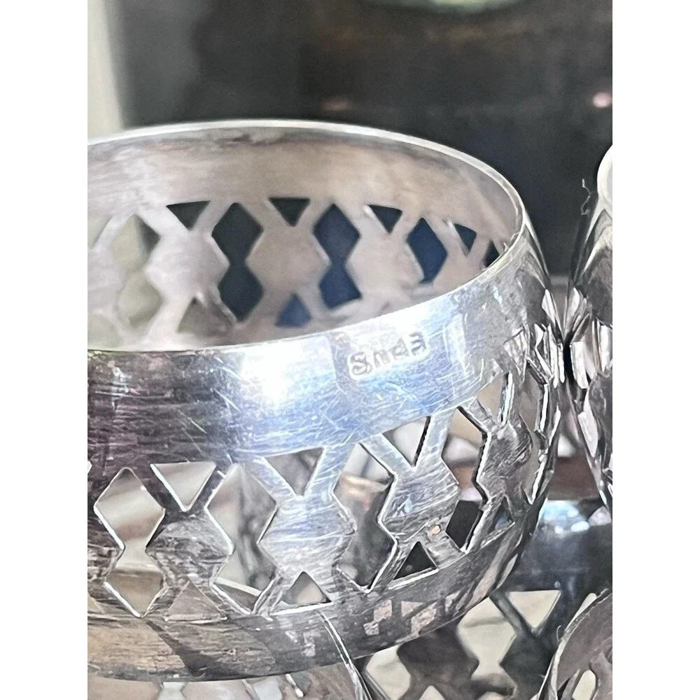 Vintage English Ornate Silver Plated EPNS Napkin Rings Tableware (Set Of 8)